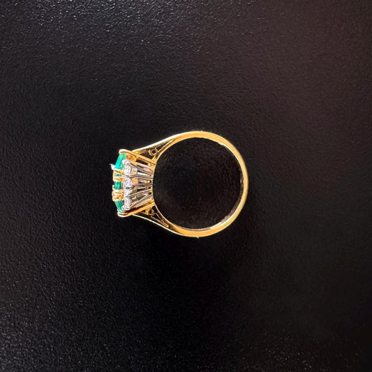 18ct Gold Emerald & Diamond Ring – 0.55ct – G/SI